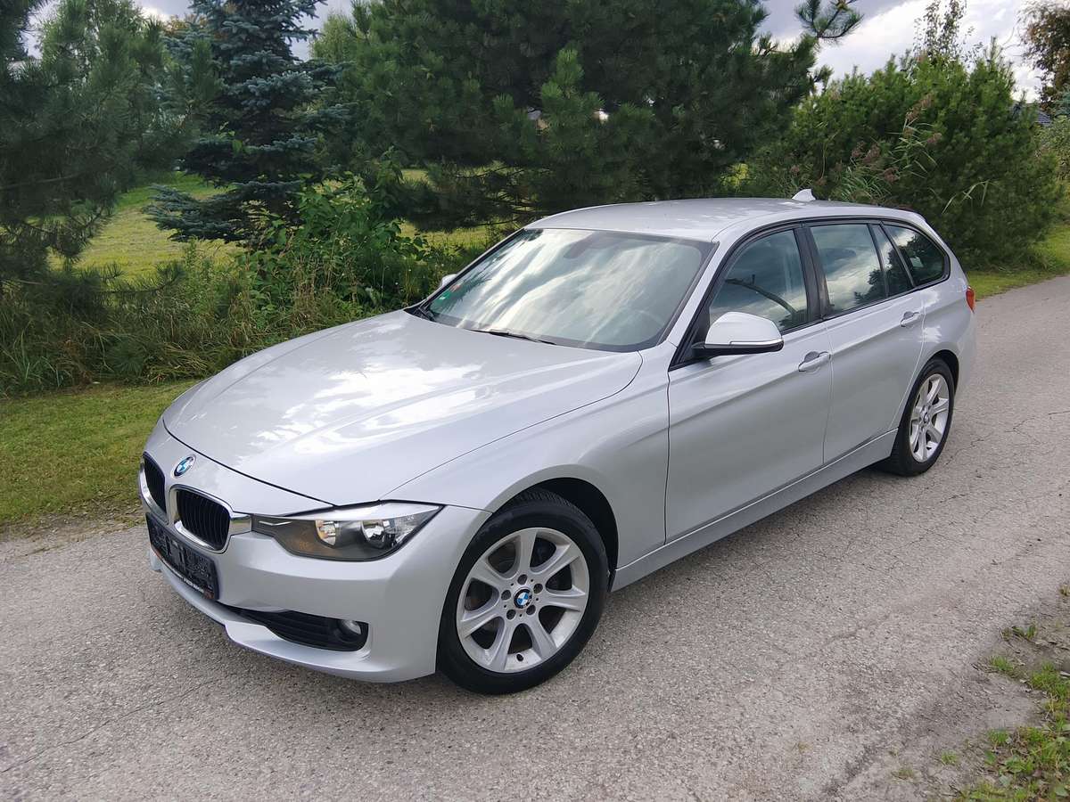 BMW 320 2014 — photo 9