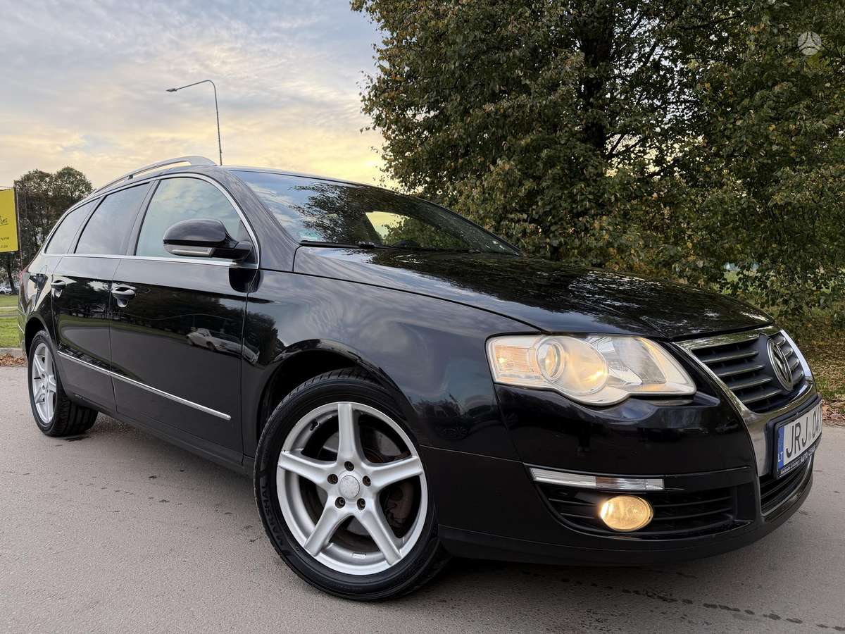 Volkswagen Passat 2007 — rear view