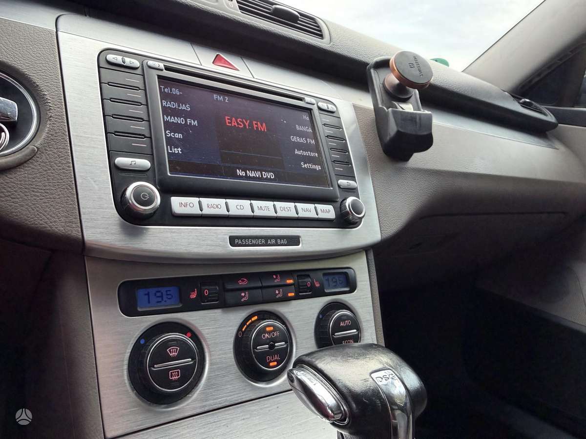 Volkswagen Passat 2007 — photo 6