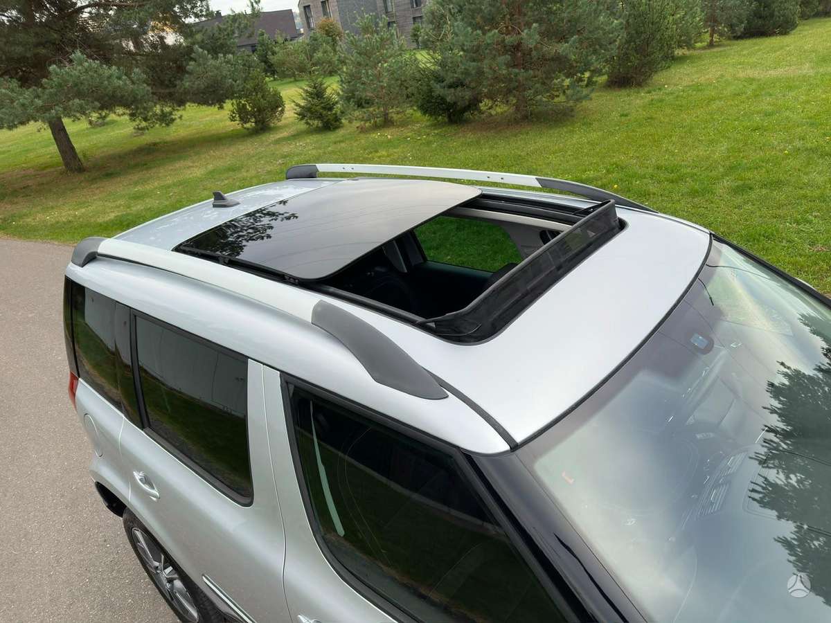 Skoda Yeti 2015 — фото 16