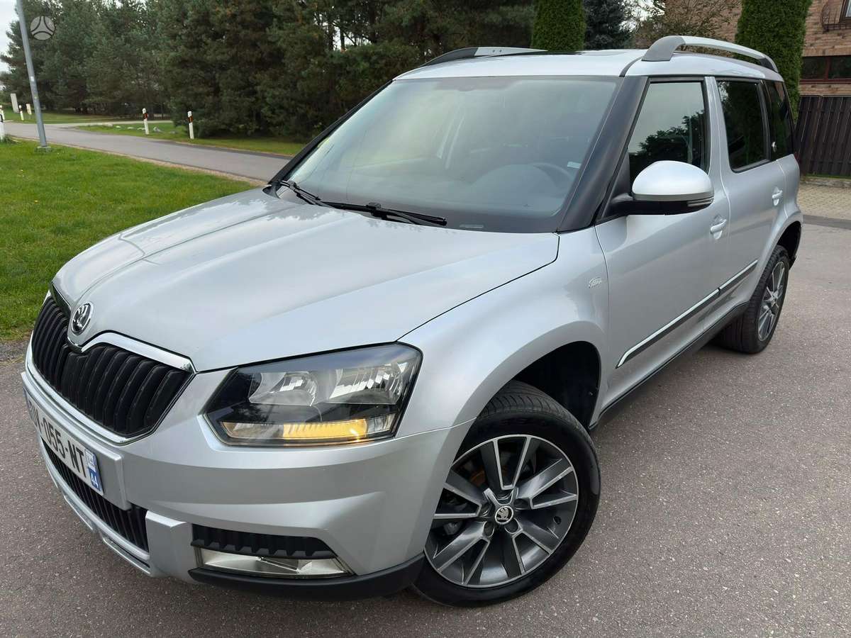 Skoda Yeti 2015 — вигляд ззаду