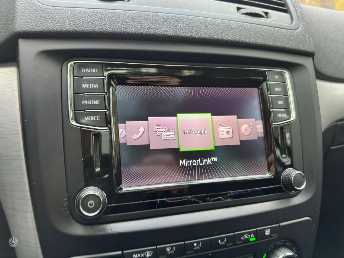 Skoda Yeti 2015 — фото 23