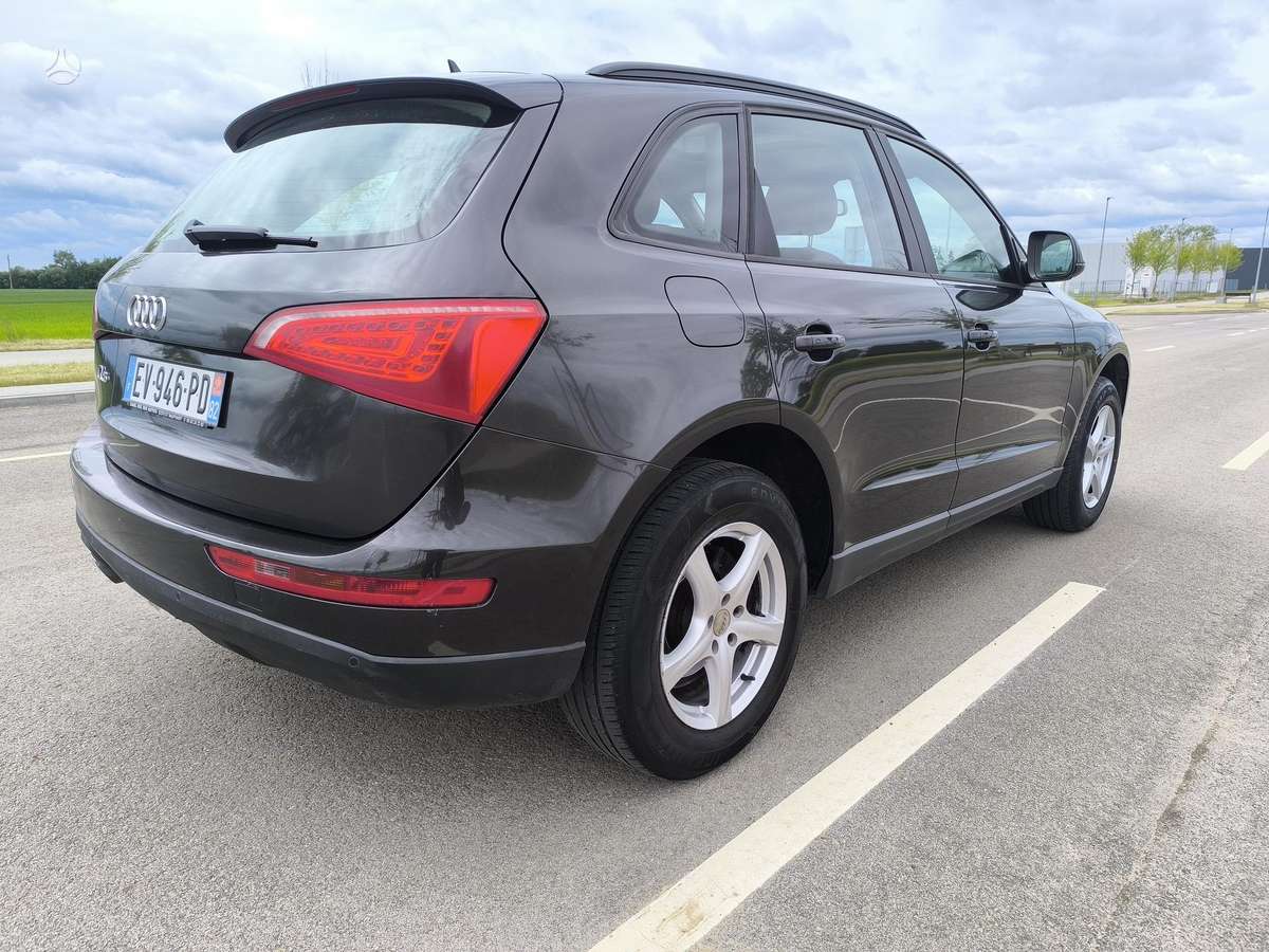 Audi Q5 2009 — photo 11