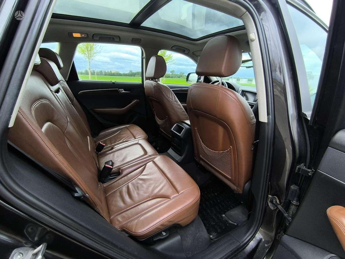 Audi Q5 2009 — photo 16