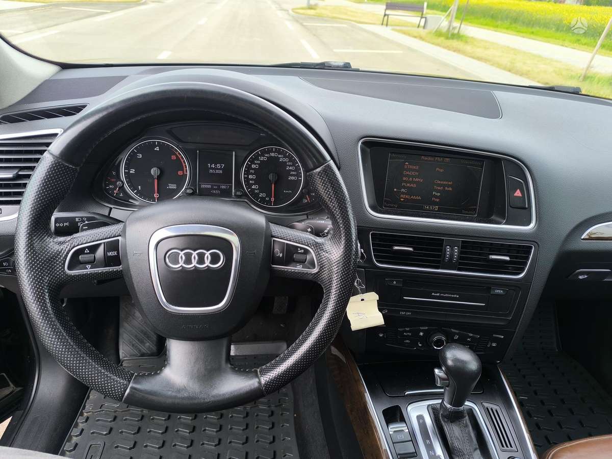 Audi Q5 2009 — photo 18