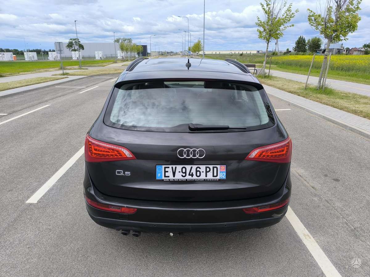 Audi Q5 2009 — photo 6