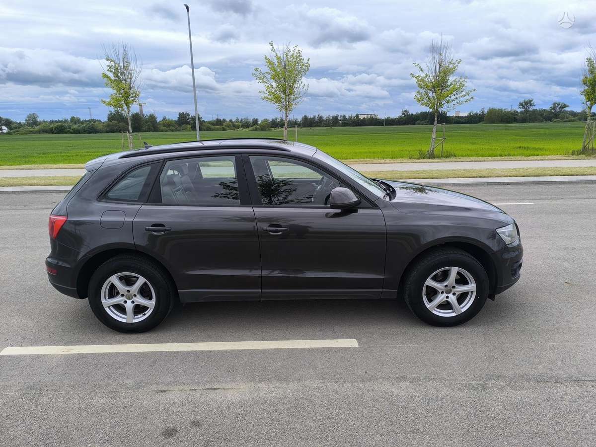 Audi Q5 2009 — photo 8
