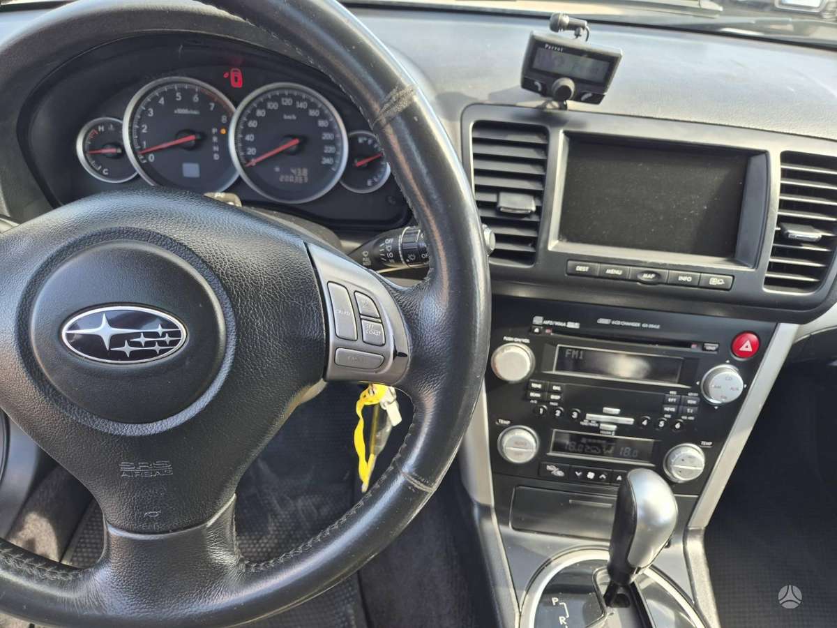 Subaru Outback 2007 — фото 14