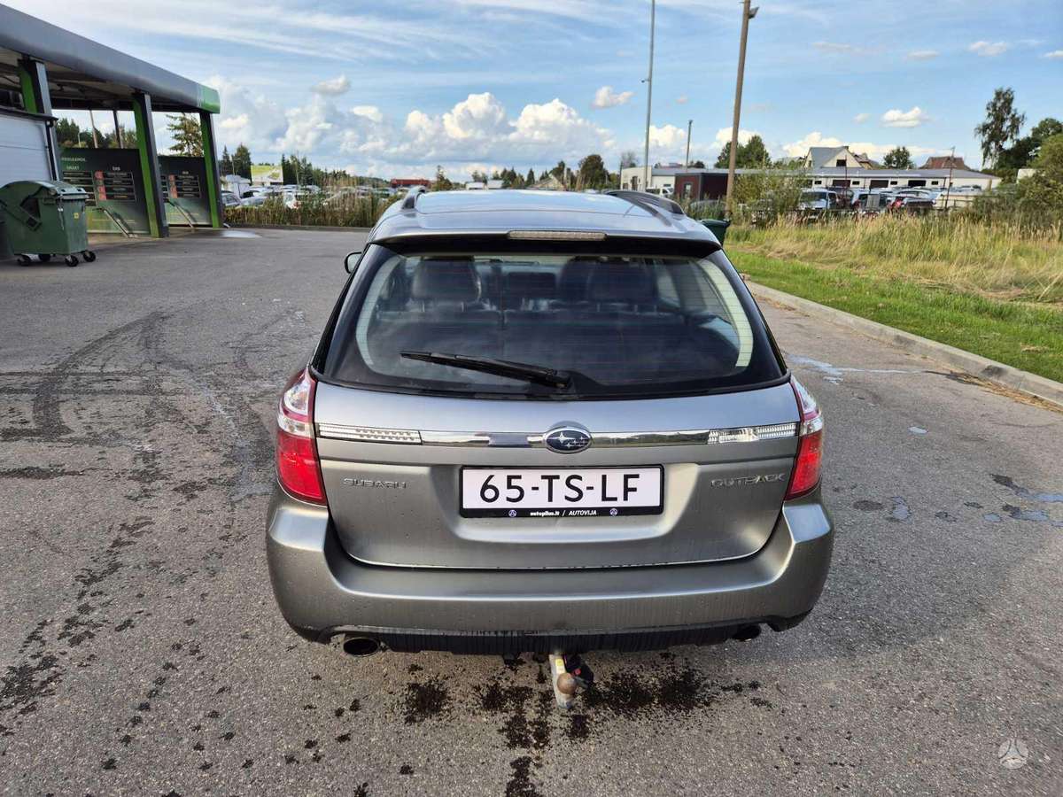 Subaru Outback 2007 — двигун 2457 cm³, 165 HP (121kW)