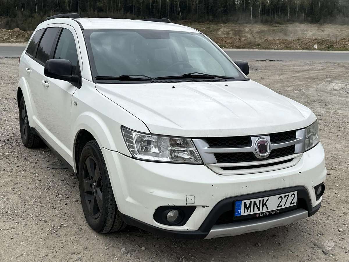 Fiat Freemont 2012 — авто для ЗСУ з Європи
