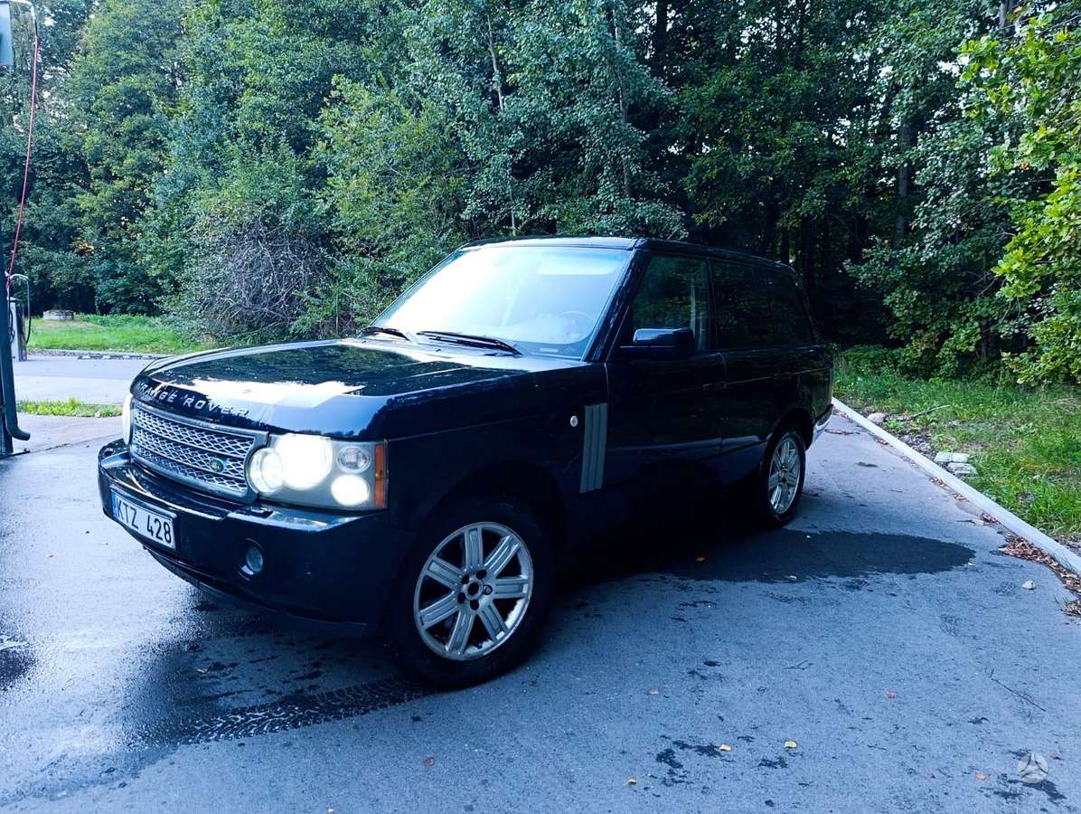 Land Rover 2006 — interior