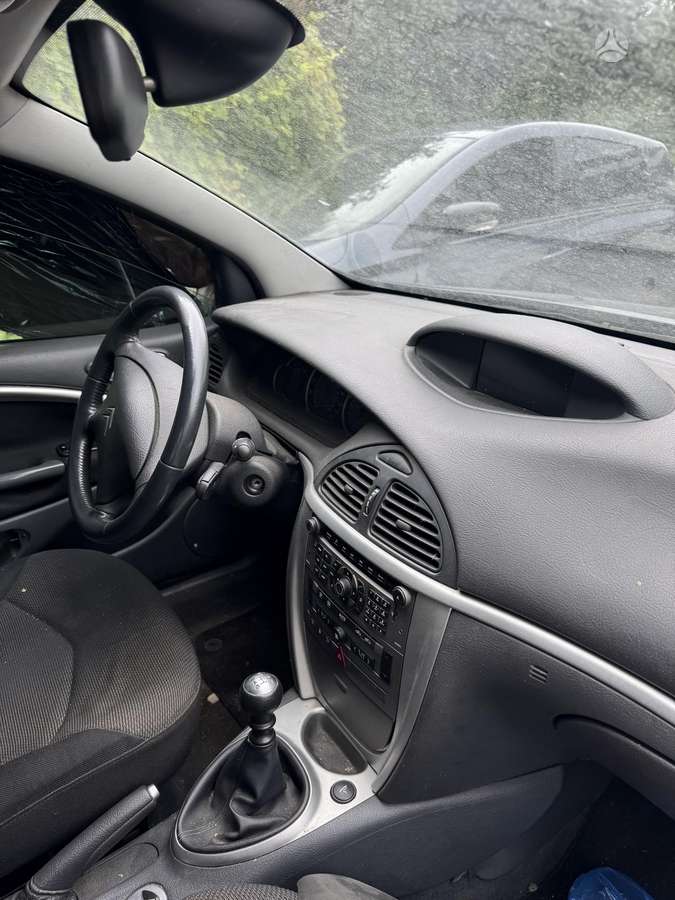 Citroen C5 2006 — вигляд ззаду