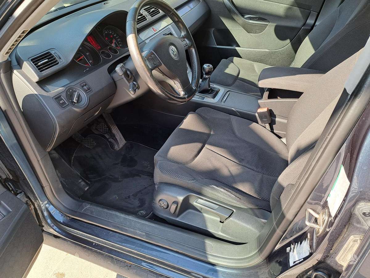 Volkswagen Passat 2006 — photo 10