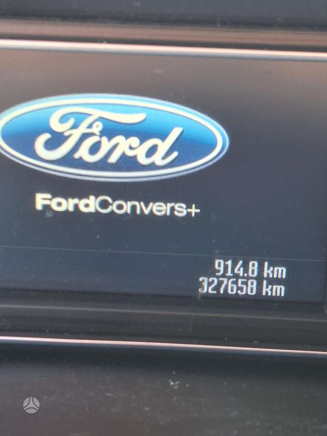 Ford S-MAX 2011 — photo 11