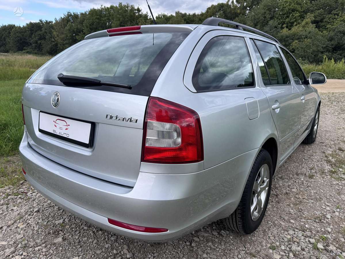 Skoda Octavia 2010 — photo 11