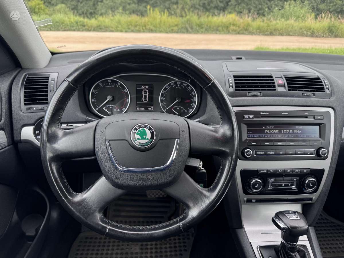 Skoda Octavia 2010 — photo 14
