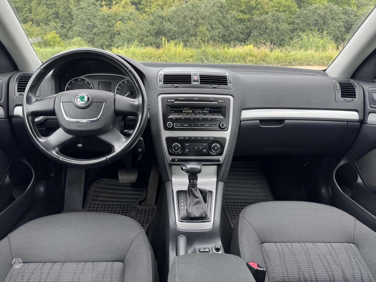 Skoda Octavia 2010 — photo 15