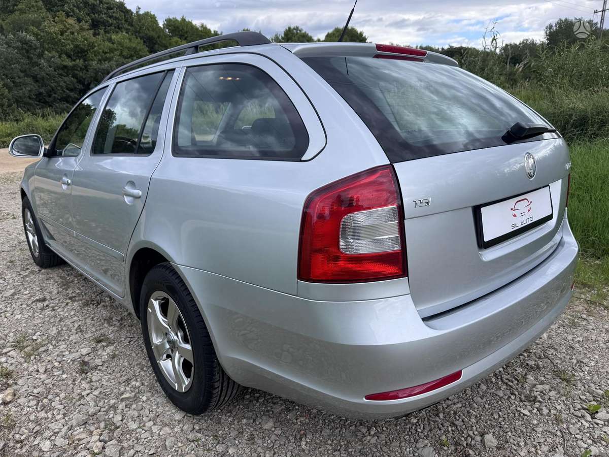 Skoda Octavia 2010 — photo 7