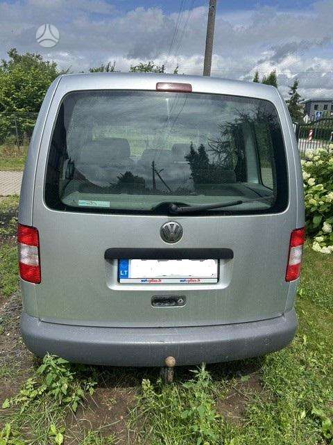 Volkswagen Caddy 2010 — вигляд ззаду