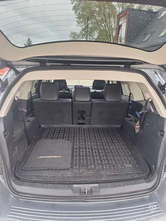 Dodge Journey 2010 — photo 18