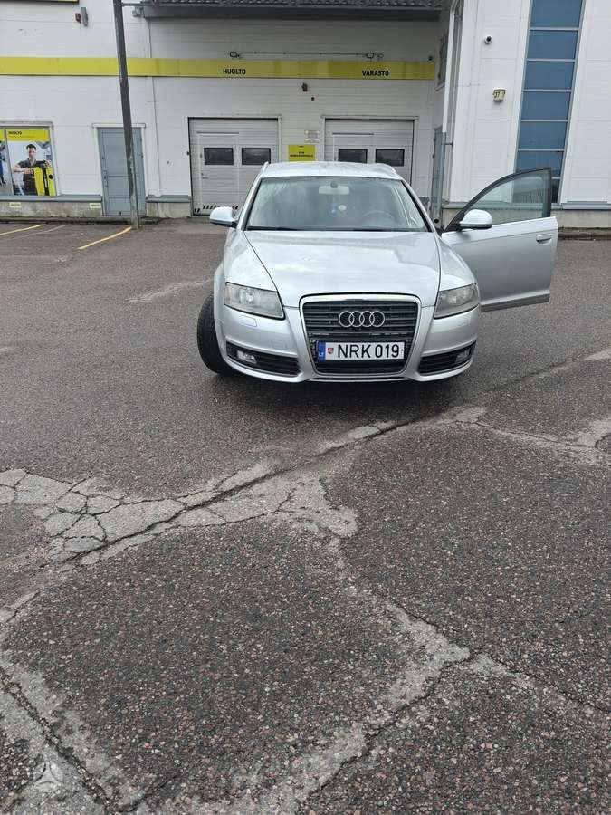 Audi A6 2010 — photo 8