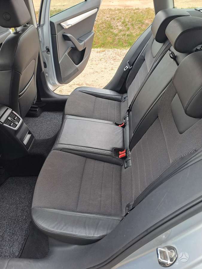 Skoda Octavia 2013 — photo 13