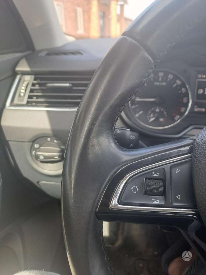 Skoda Octavia 2013 — engine 1968 cm³, 150 HP (110kW)