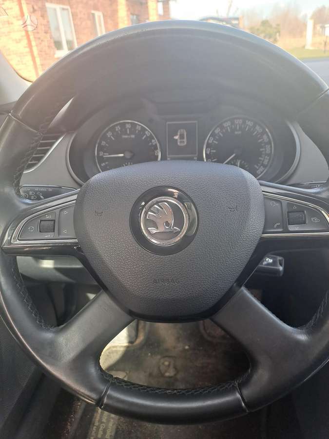 Skoda Octavia 2013 — photo 8