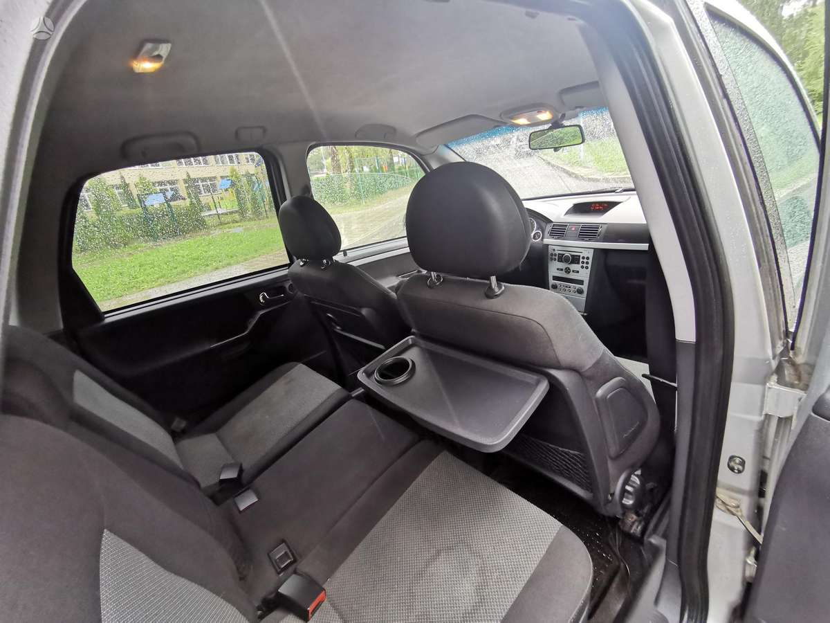 Opel Meriva 2009 — photo 19