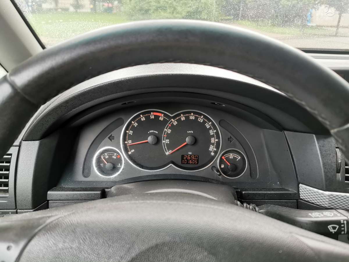 Opel Meriva 2009 — photo 21