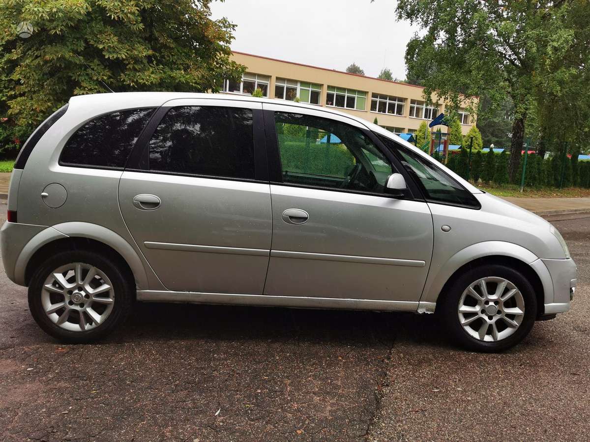 Opel Meriva 2009 — photo 5