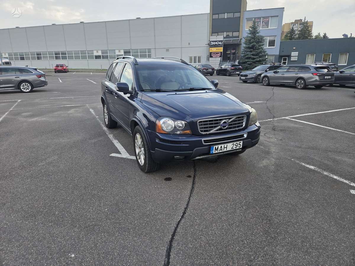 Volvo XC90 2012 — салон