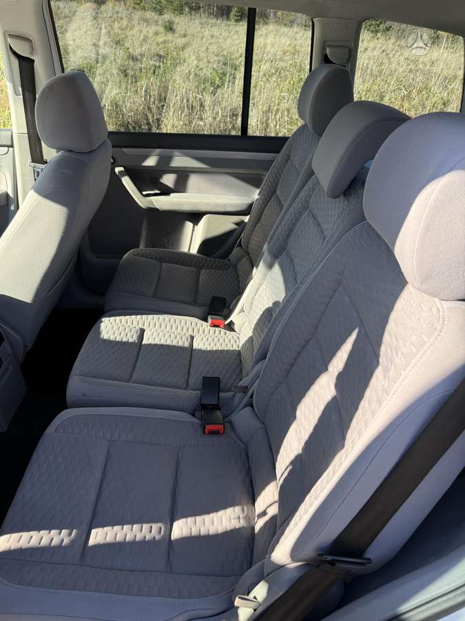 Volkswagen Touran 2007 — photo 9