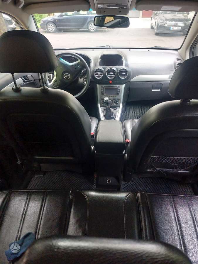 Opel Antara 2012 — photo 10