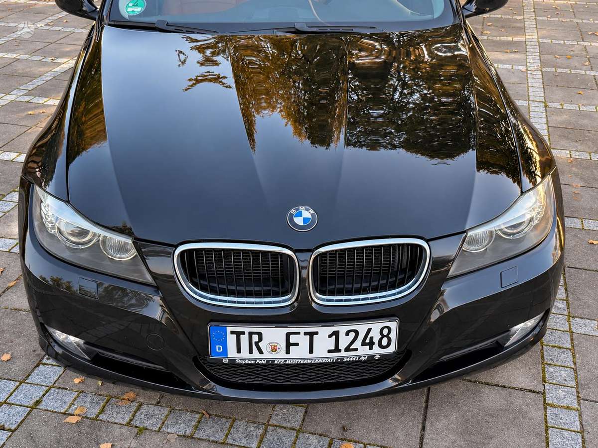 BMW 320 2009 — фото 11