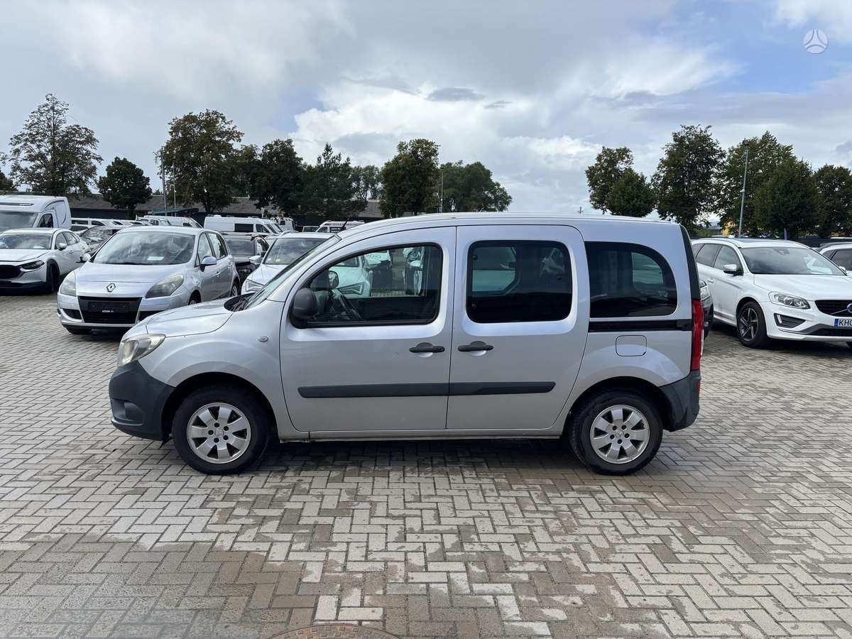 Mercedes-Benz Citan 2013 — rear view