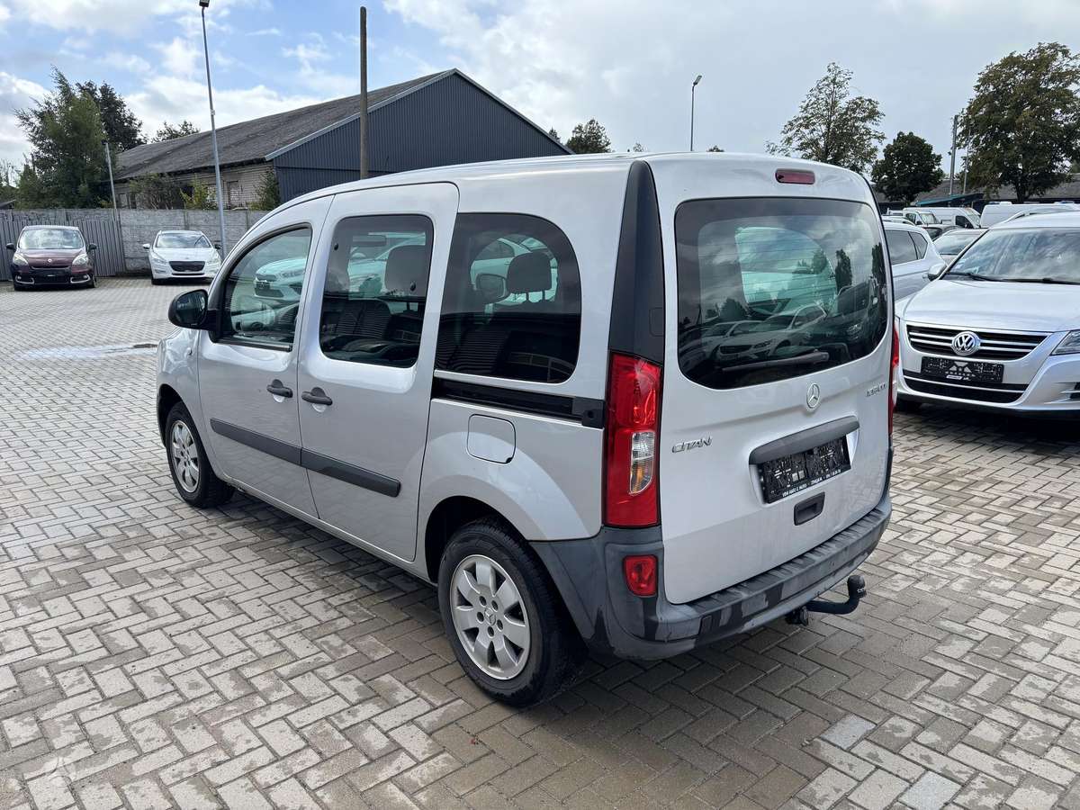 Mercedes-Benz Citan 2013 — interior