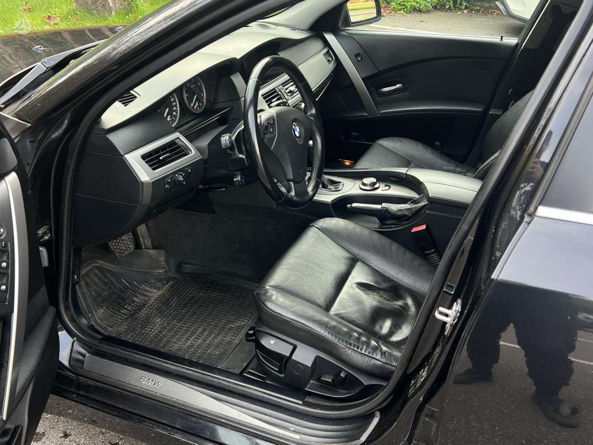 BMW 525 2007 — photo 14