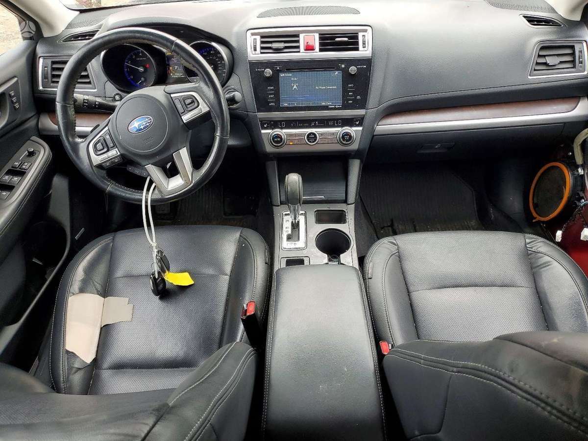 Subaru Outback 2015 — photo 13