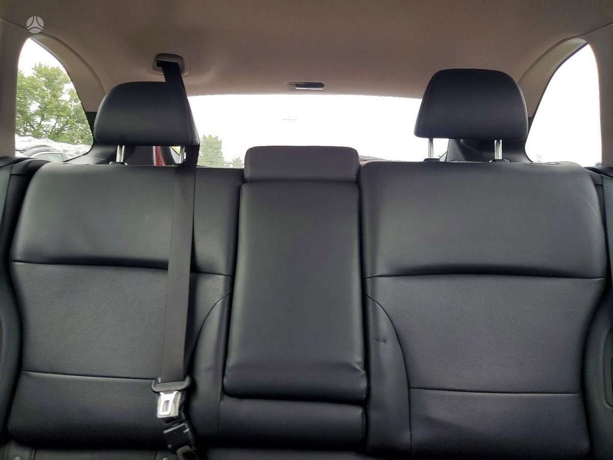 Subaru Outback 2015 — photo 15