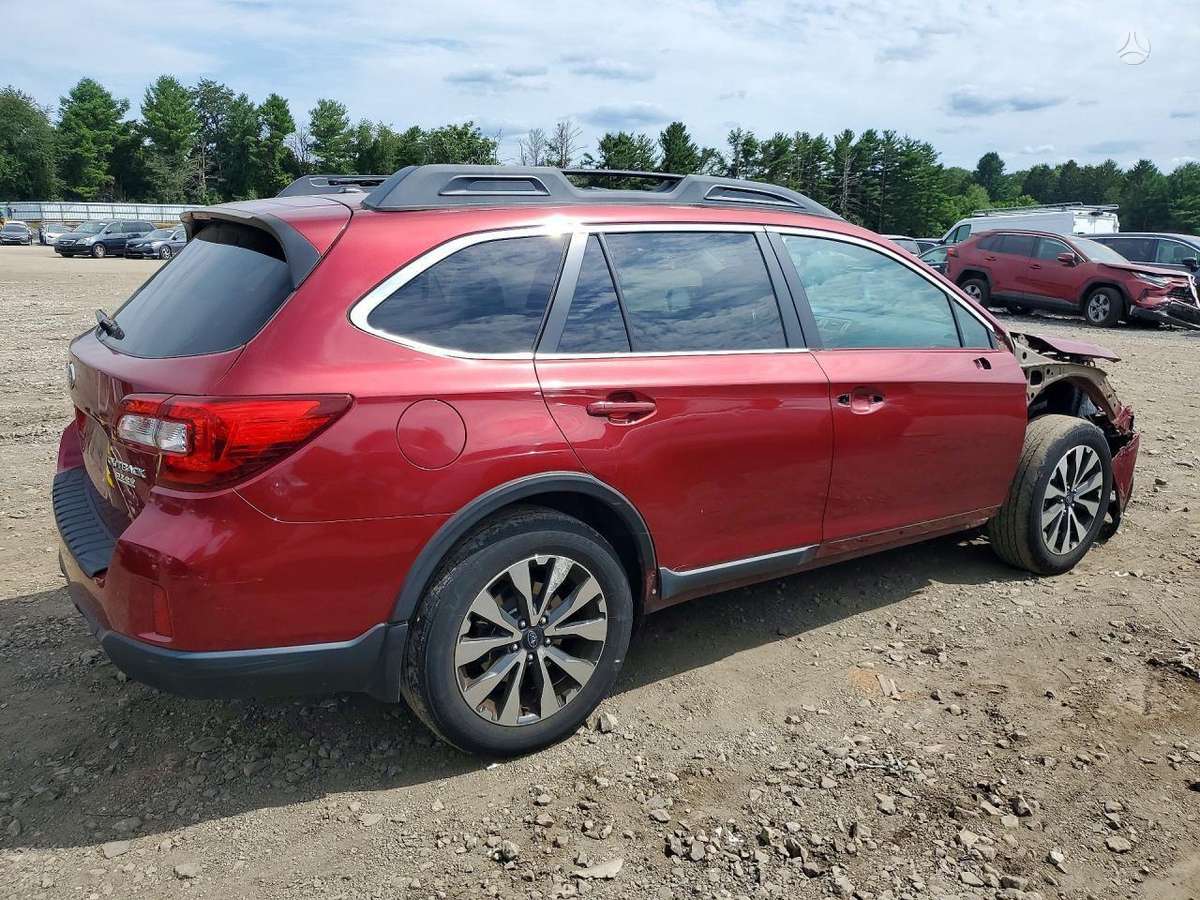 Subaru Outback 2015 — interior