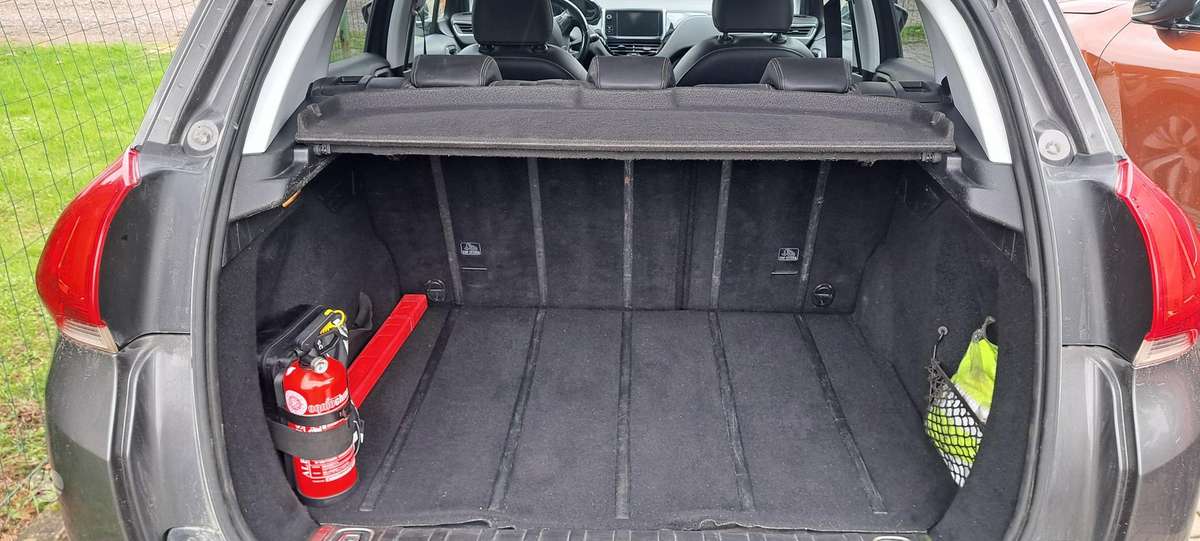 Peugeot 2008 2014 — photo 7