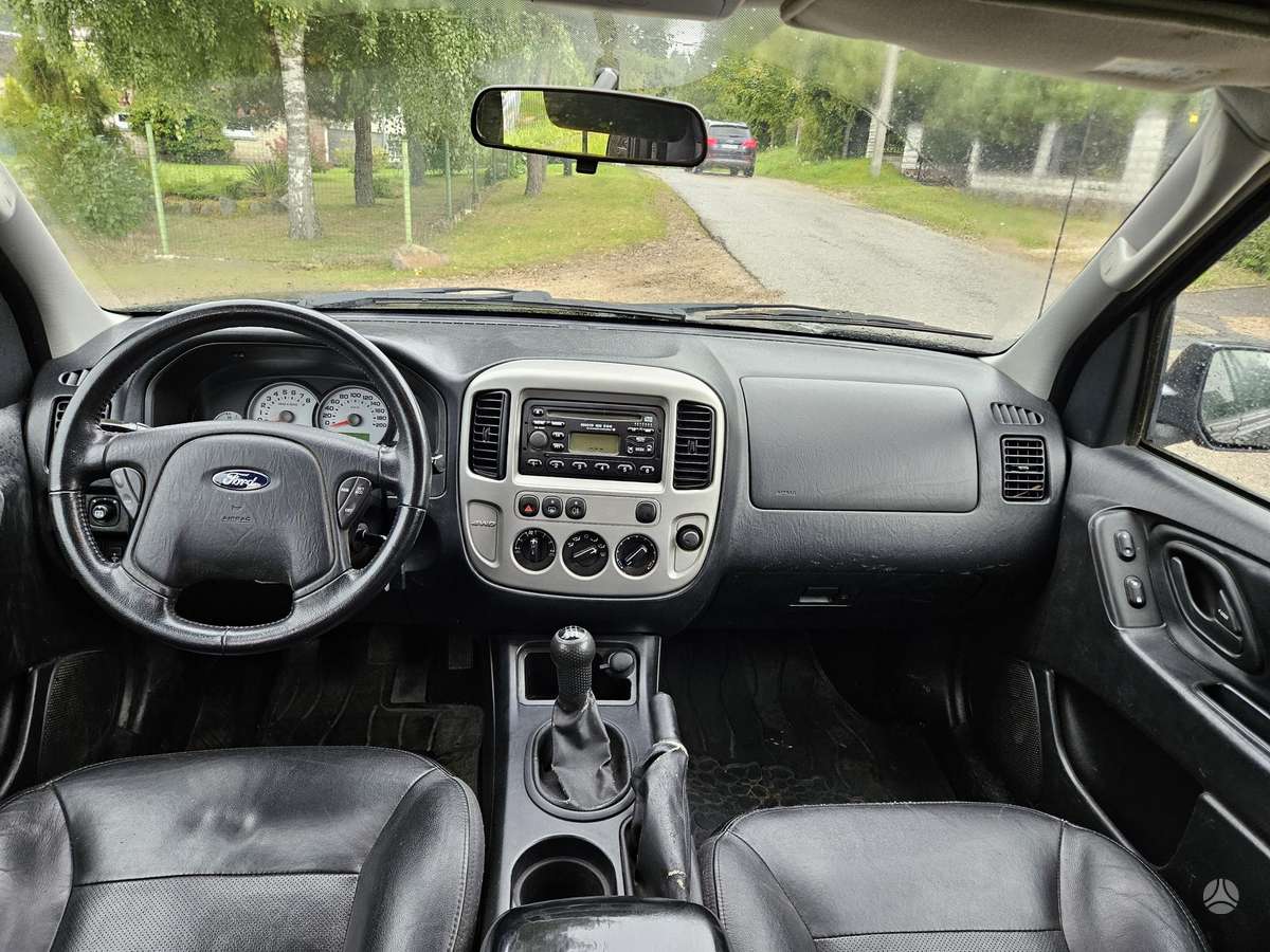 Ford Maverick 2005 — photo 11