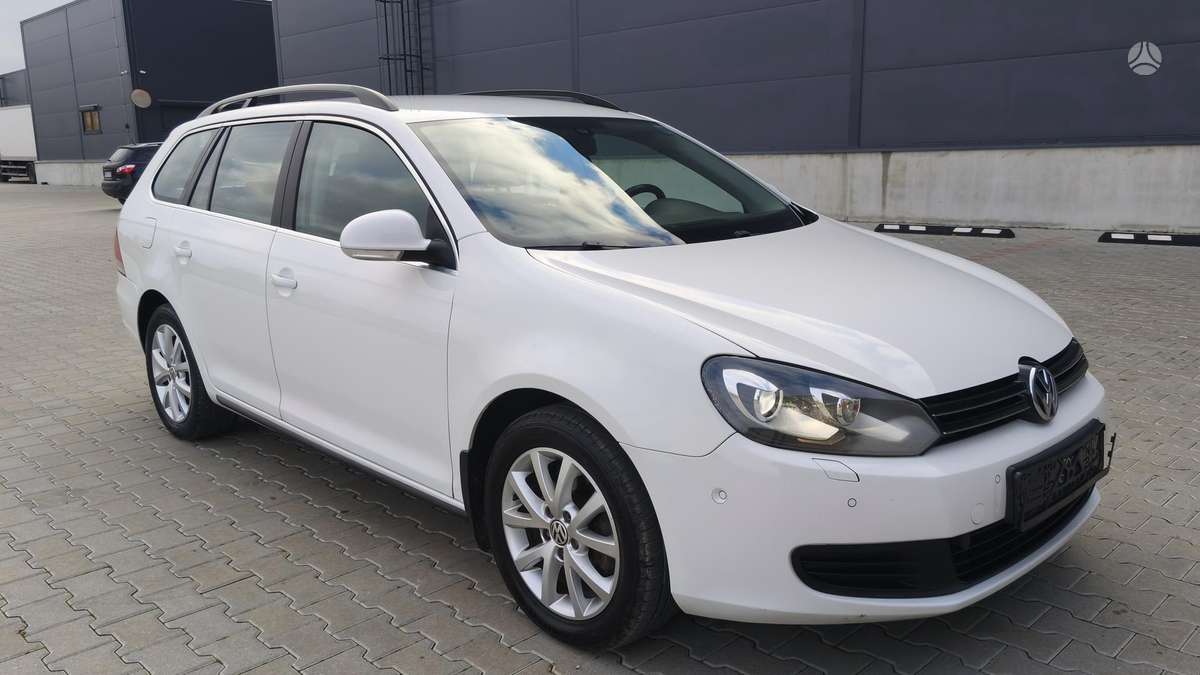 Volkswagen Golf 2011 — двигун 1390 cm³, 122 HP (90kW)
