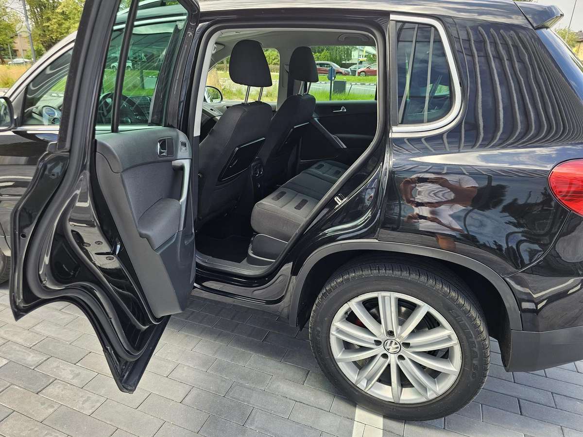 Volkswagen Tiguan 2009 — photo 15