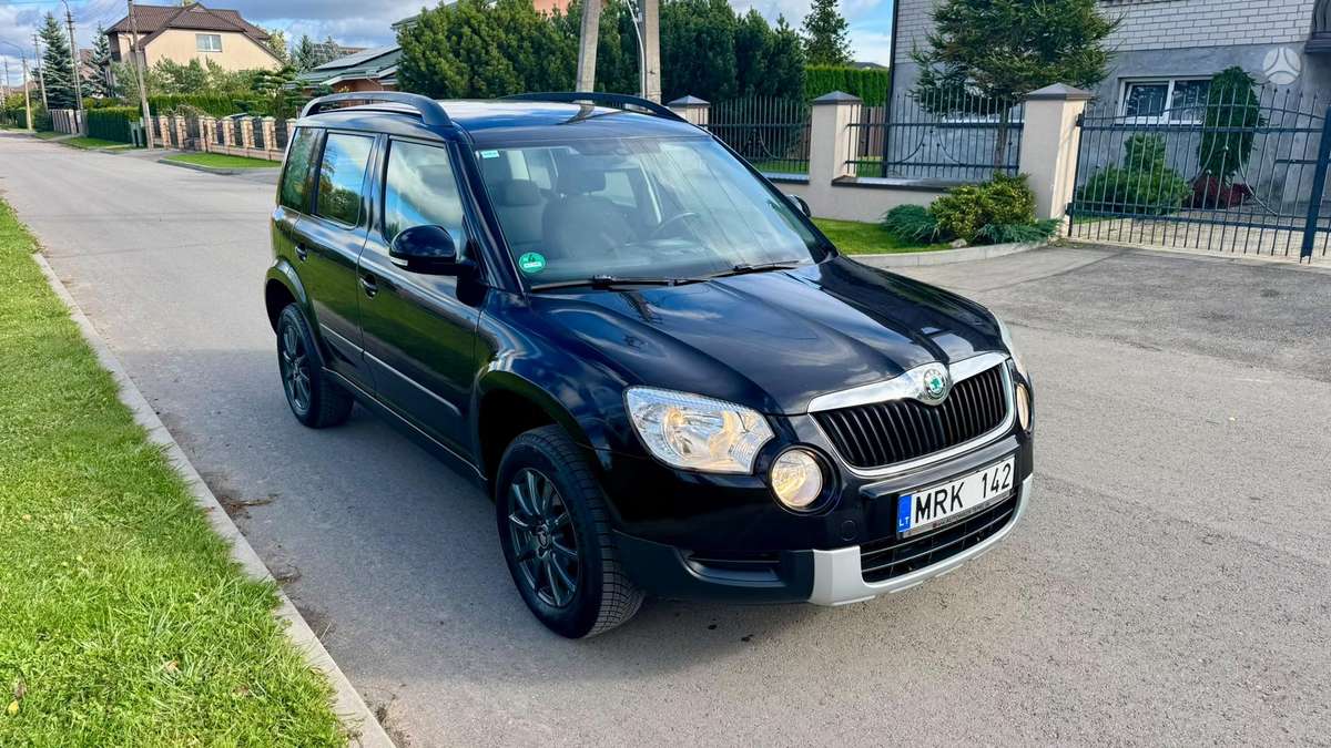 Skoda Yeti 2011 — interior