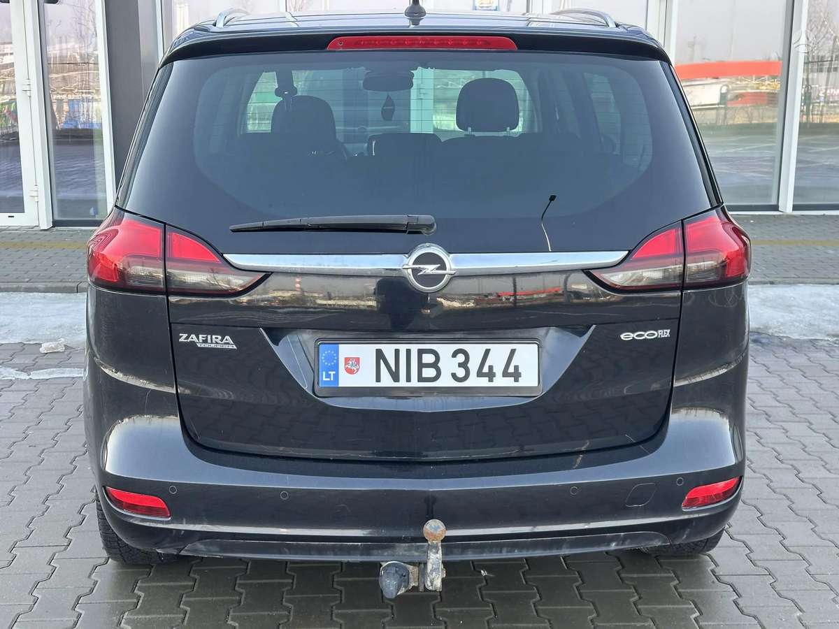 Opel Zafira 2015 — photo 5