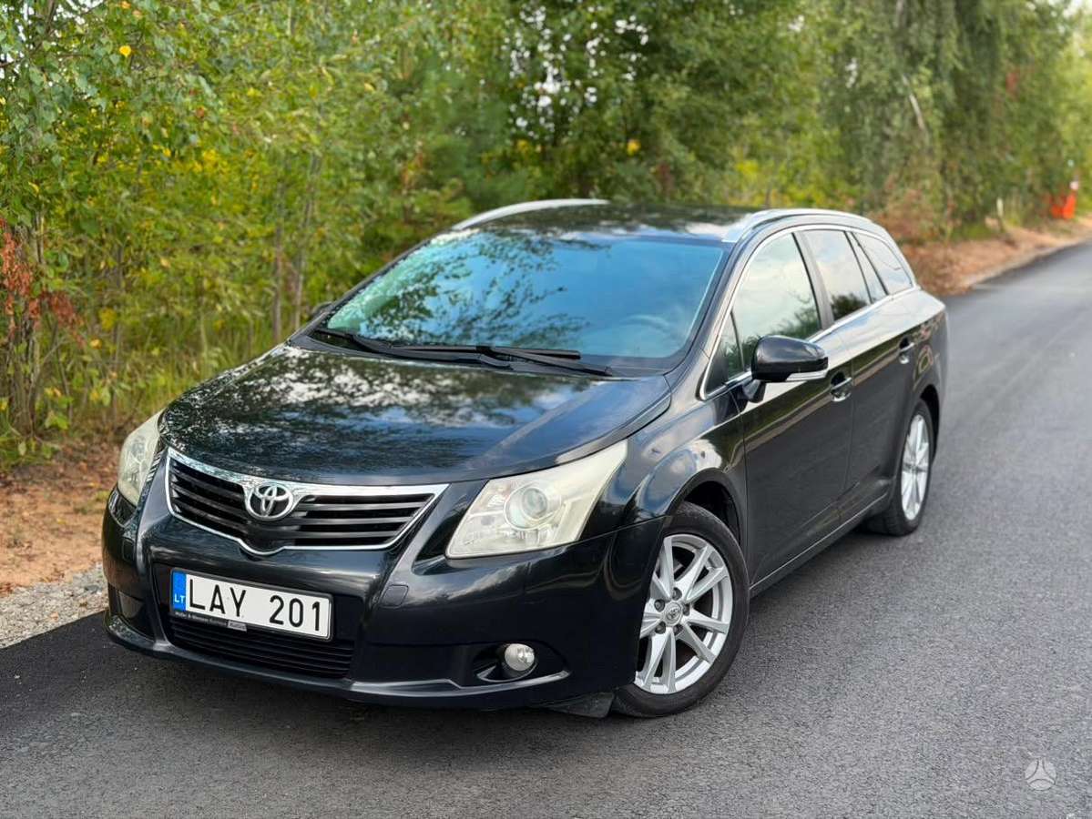 Toyota Avensis 2011 — авто для ЗСУ з Європи