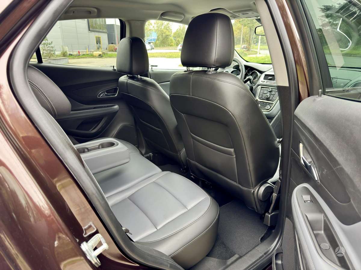 Opel Mokka 2015 — photo 16