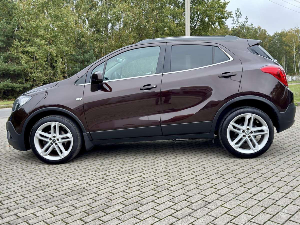 Opel Mokka 2015 — interior